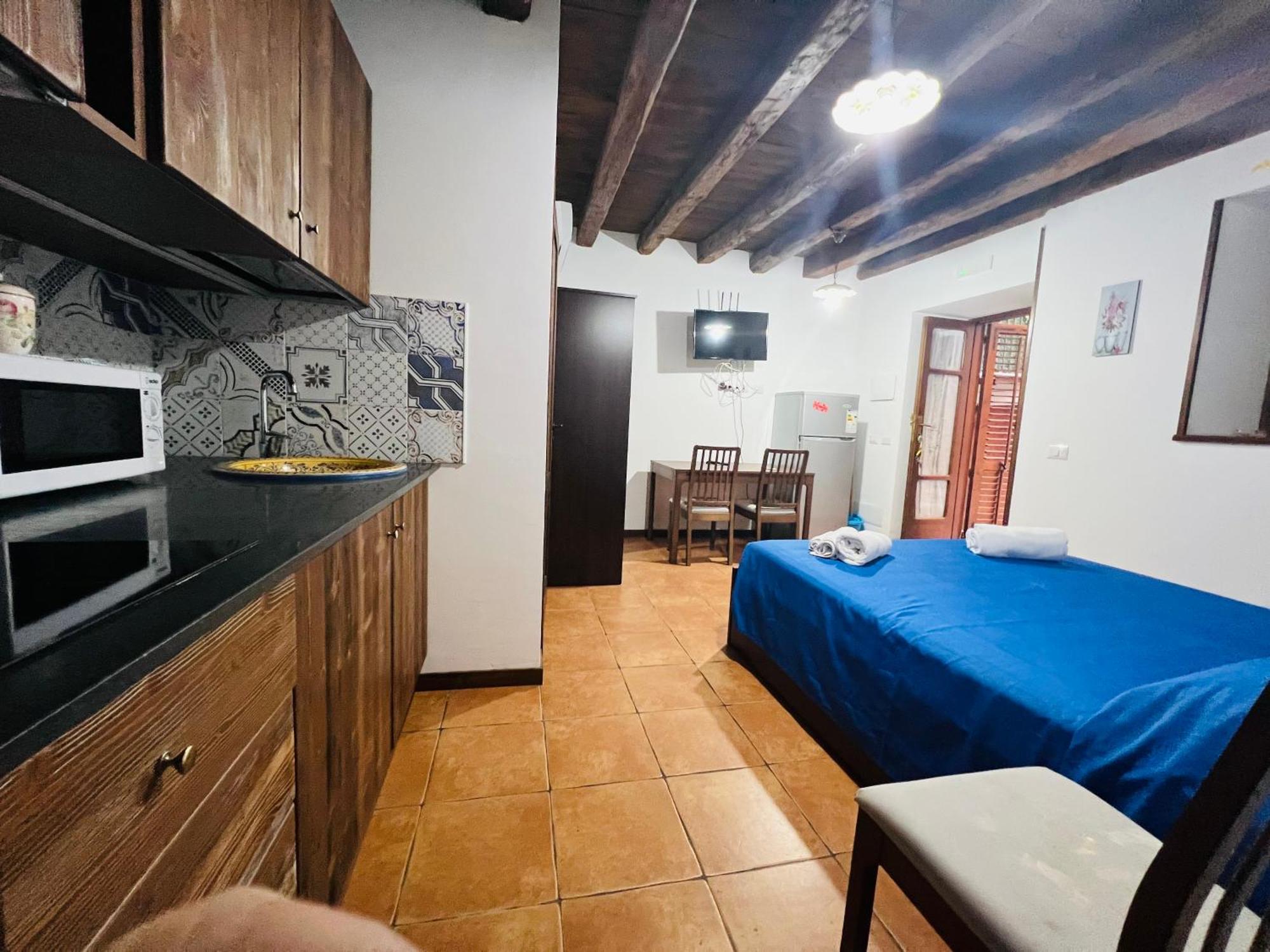 Studios Osterio Cefalu Bagian luar foto